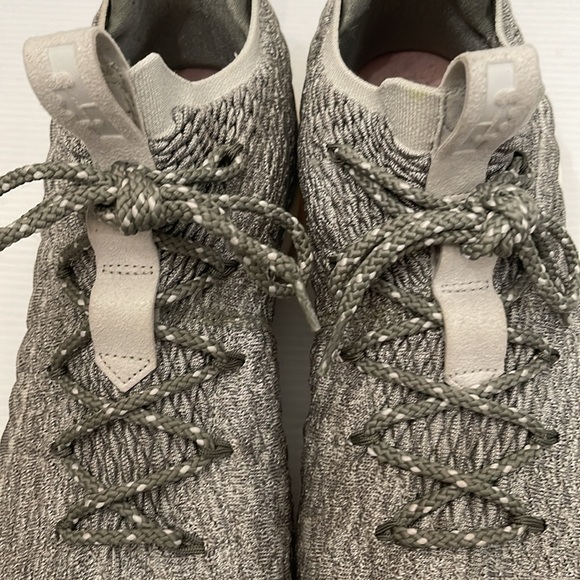 NIKE LEBRON 15 LOW LIGHT BONE RUNNING SNEAKERS MEN SIZE 13 - Picture 13 of 16